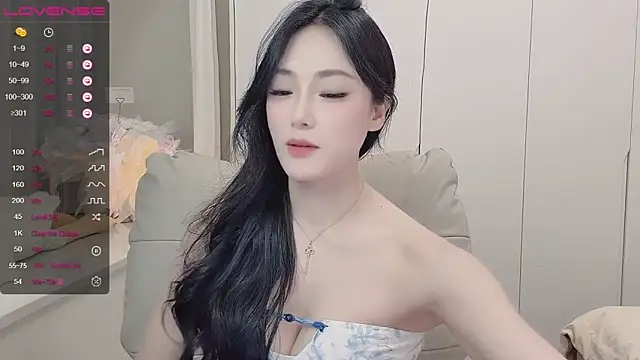 Snapshot of uuxiaocai chatting on May 21, 12:45 pm uuxiaocai online show from May 21, 12:45 pm