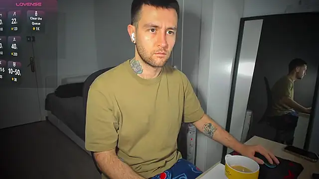 HonestAndrew online show from March 15, 6:36 am