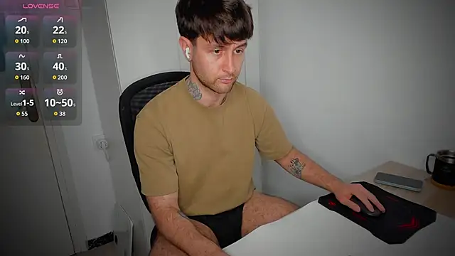 HonestAndrew online show from April 9, 6:35 pm