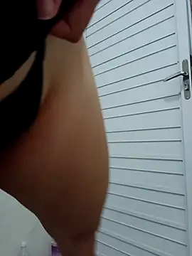 VIC22SECRET online show from February 14, 4:15 am