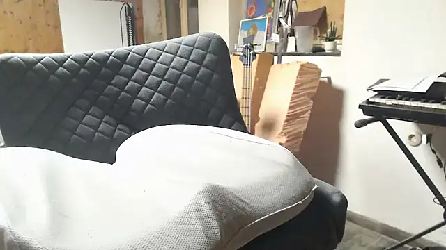 Snapshot of blow2gold chatting on February 25, 6:42 pm blow2gold online show from February 25, 6:42 pm