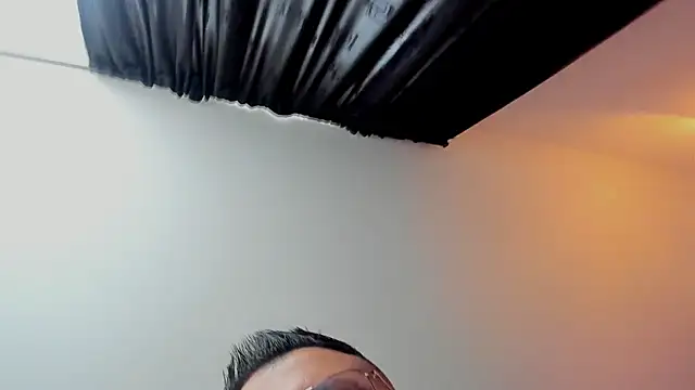 MrFrank tattoo online show from December 18, 6:35 pm