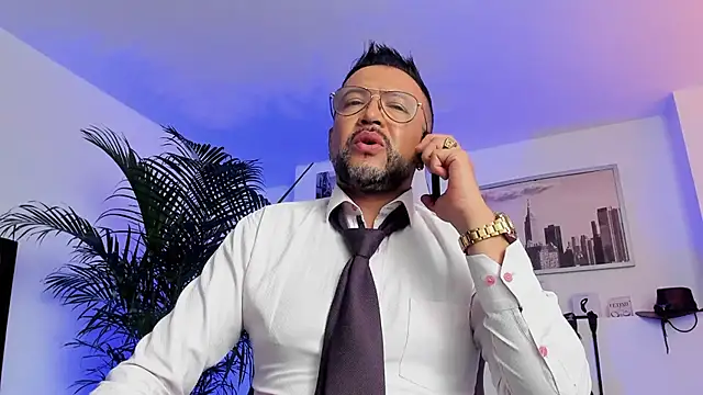 MrFrank tattoo online show from December 25, 2:56 pm