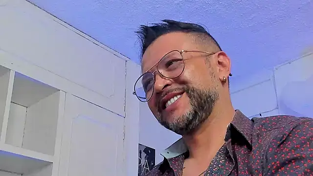 MrFrank tattoo online show from February 14, 7:44 pm