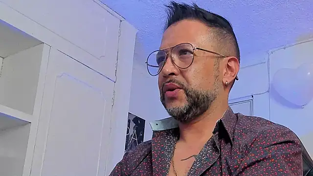 MrFrank tattoo online show from February 14, 10:47 pm