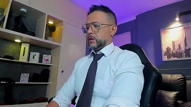 MrFrank tattoo online show from November 25, 11:54 am