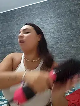 LizzRouse online show from December 15, 5:06 pm