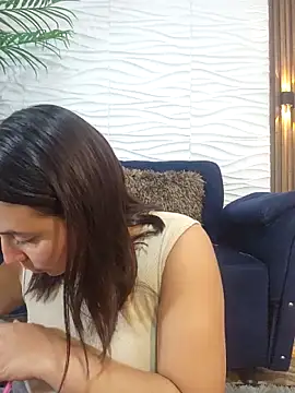 LizzRouse online show from March 12, 8:48 pm