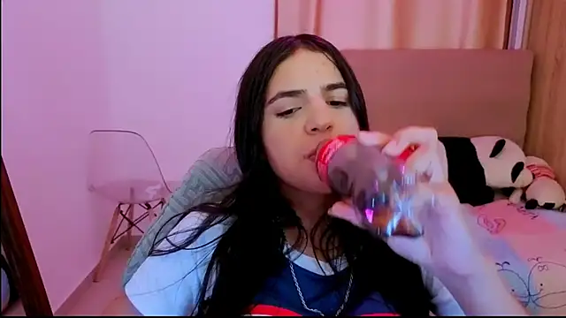  elenna online show from April 11, 6:12 pm