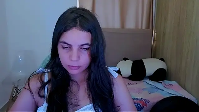 Snapshot of _elenna chatting on June 28, 5:41 pm elenna online show from June 28, 5:41 pm