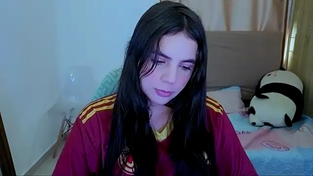 Snapshot of _elenna chatting on July 4, 5:41 pm elenna online show from July 4, 5:41 pm