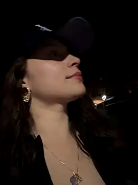 sahorix1 online show from September 15, 7:25 pm