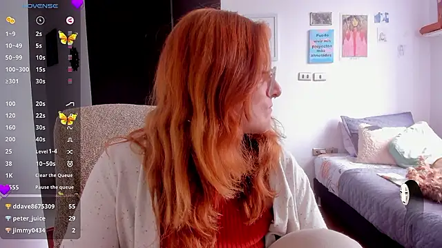 linda giggle online show from December 3, 4:28 pm