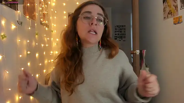 linda giggle online show from October 11, 12:21 am