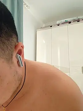 guozuo online show from February 1, 4:33 am