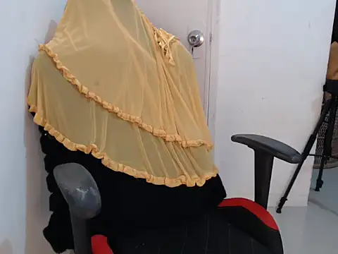 SweetAsian Jojo69 online show from October 17, 7:16 pm