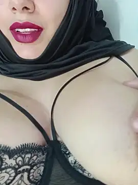 Snapshot of Deina_bunny chatting on June 15, 3:09 am Deina bunny online show from June 15, 3:09 am