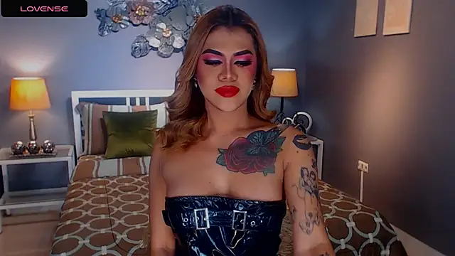 StellaStrong30 online show from March 6, 1:58 am