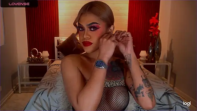 StellaStrong30 online show from March 12, 11:33 pm