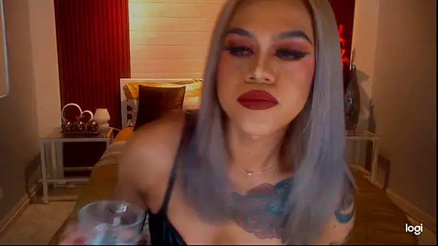 StellaStrong30 online show from July 17, 1:01 am