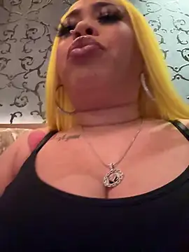 ThickAssRena online show from March 9, 12:25 am