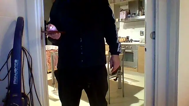 woww791 online show from December 20, 6:04 pm