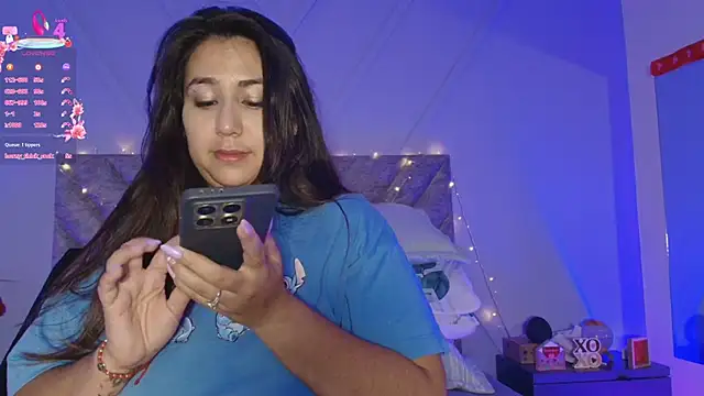 emmajohnss online show from March 9, 4:38 am