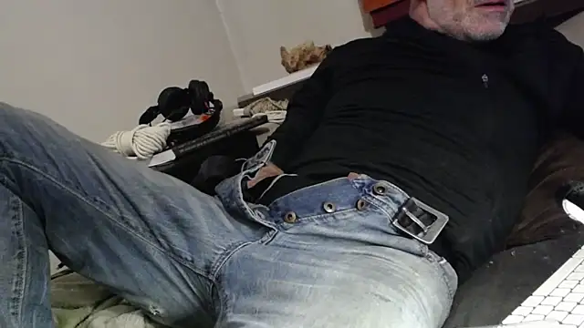 mike30nbg online show from September 27, 8:36 pm