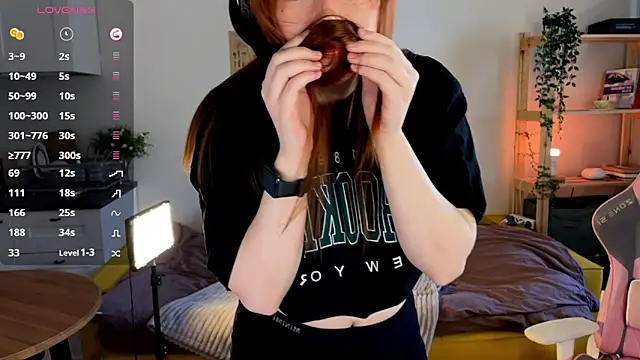 Sofy Benson online show from February 15, 1:09 pm