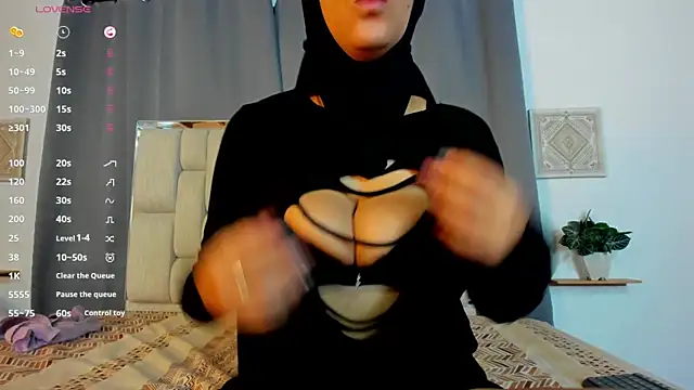 Dounia nagi online show from December 15, 2:21 pm