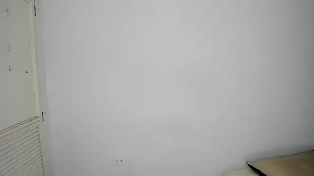 Snapshot of kristyl_paez chatting on April 18, 8:09 pm kristyl paez online show from April 18, 8:09 pm