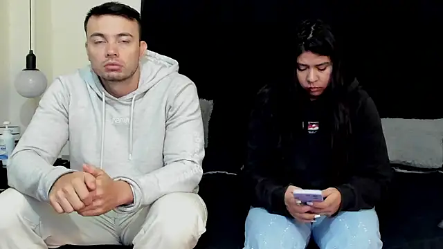 Snapshot of lissandthor13 chatting on December 21, 10:22 am lissandthor13 online show from December 21, 10:22 am