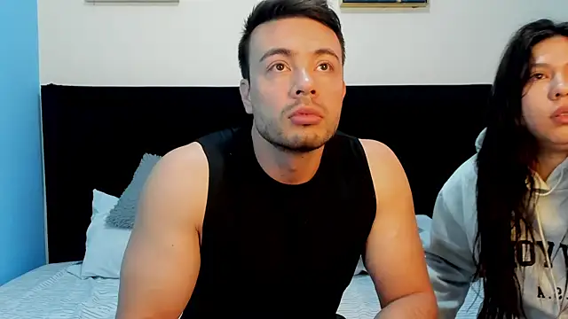 lissandthor13 online show from April 22, 9:44 am