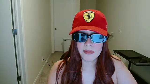 Sassy Latina online show from February 8, 3:21 am