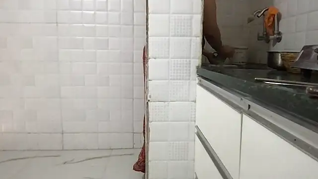 Riyasingh9 online show from March 13, 4:05 am