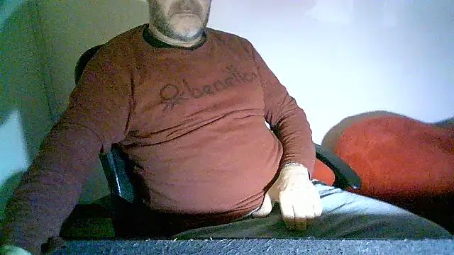 Greek Passion online show from December 15, 10:50 am