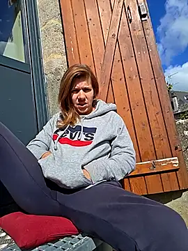 Lina lou4 online show from October 5, 12:36 pm