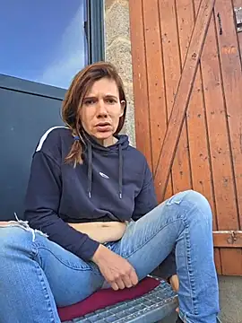 Lina lou4 online show from November 8, 3:23 pm