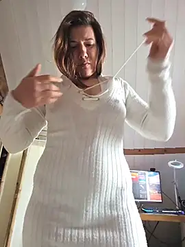 Lina lou4 online show from December 20, 10:11 am