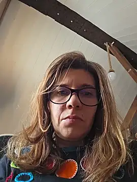 Lina lou4 online show from February 23, 2:03 pm