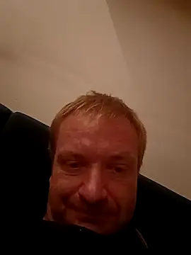 82liska online show from October 5, 10:07 pm