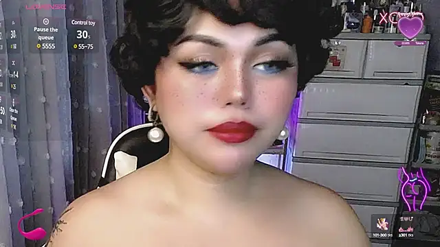 cherry RED5 online show from December 2, 5:37 am