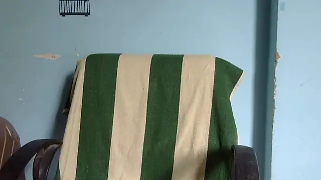 lovelydesi21 online show from November 16, 6:41 am