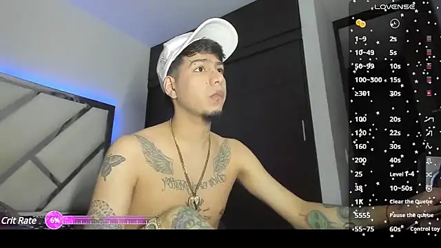 zack isaac777 online show from January 7, 5:43 am