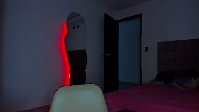 cora 22 online show from April 17, 2:25 am