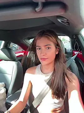 I am kat online show from December 1, 8:20 pm