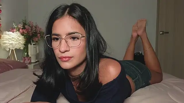 I am kat online show from March 24, 3:00 am