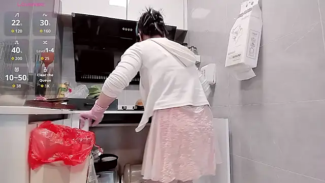 Vivian-6 online show from March 31, 12:45 am