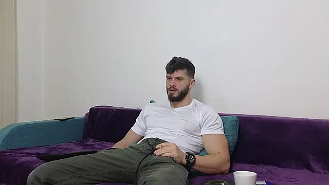 TheTopAlex online show from February 19, 7:39 am