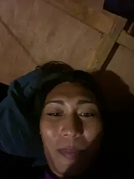 Snapshot of Topangel69 chatting on February 20, 2:46 pm Topangel69 online show from February 20, 2:46 pm